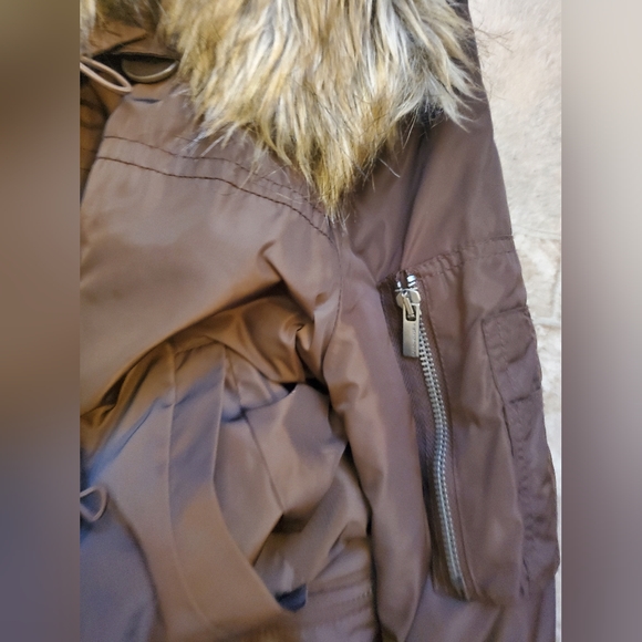 BCBG MAXAZRIA JACKET SIZE SMALL - Picture 2 of 7